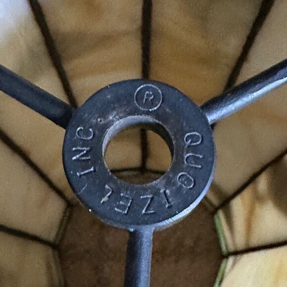 Vintage Quoizel Collectibles scrolling vines w cream glass shades set of 2 - Picture 8 of 16